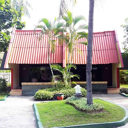 Manyar Garden Hotel Banyuwangi  Exterior foto