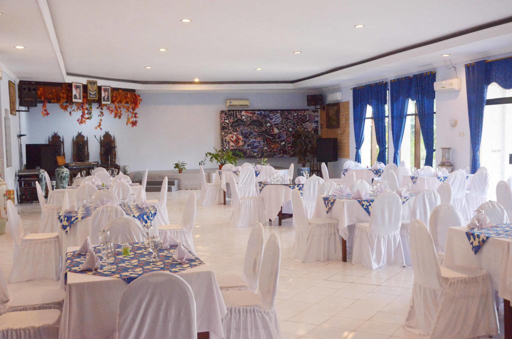 Manyar Garden Hotel Banyuwangi  Exterior foto