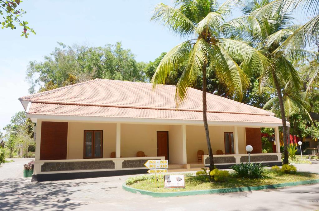 Manyar Garden Hotel Banyuwangi  Exterior foto