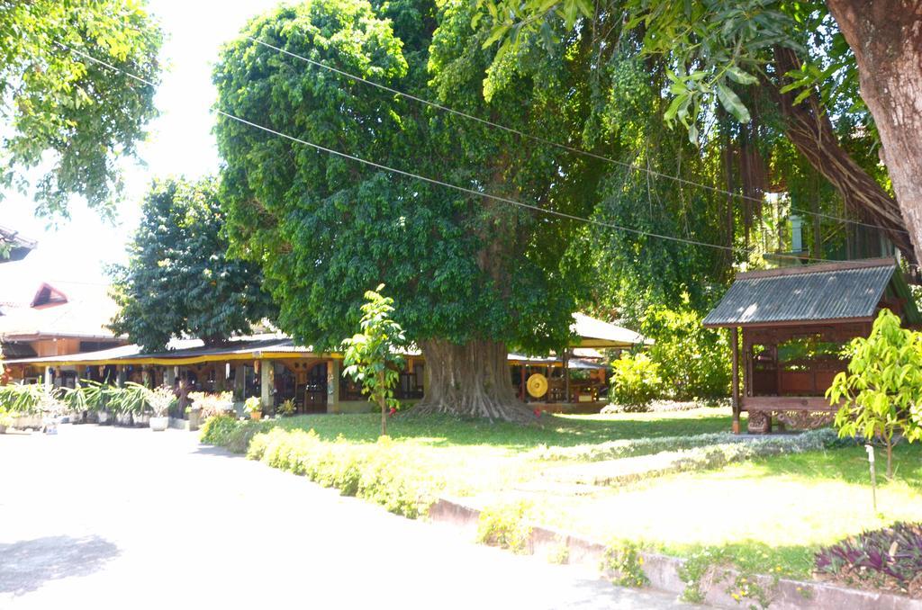 Manyar Garden Hotel Banyuwangi  Exterior foto
